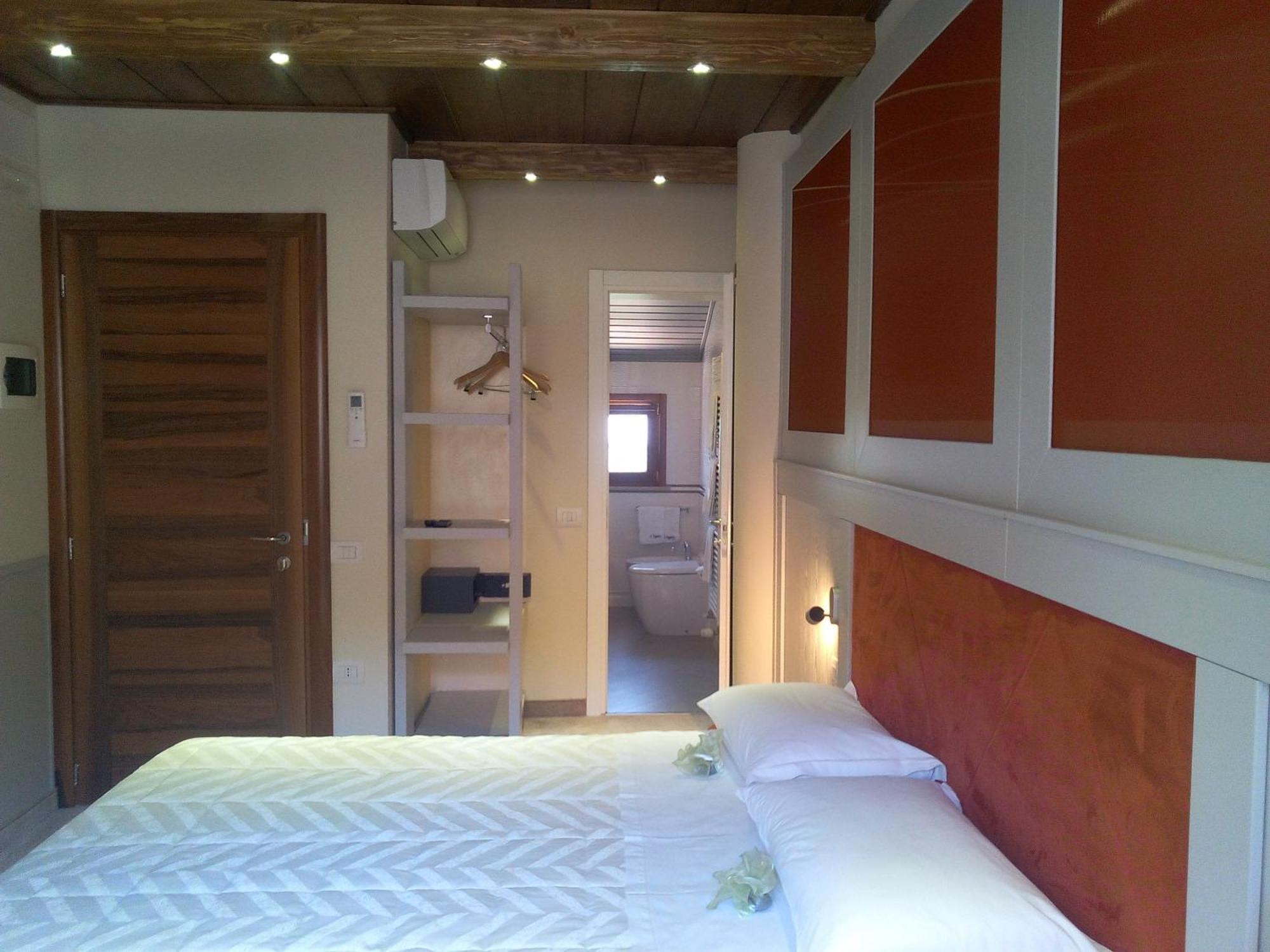 Albergo Diffuso - Il Poggetto Tra Urbino & San Marino Room photo