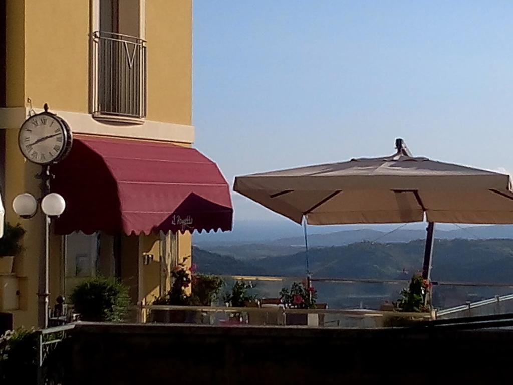 Albergo Diffuso - Il Poggetto Tra Urbino & San Marino Exterior photo